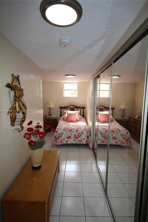 For Sale: $949,900 (0 beds, 0 baths, 2415 Square Feet)