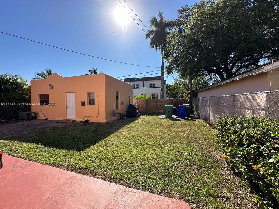 For Sale: $949,900 (0 beds, 0 baths, 2415 Square Feet)