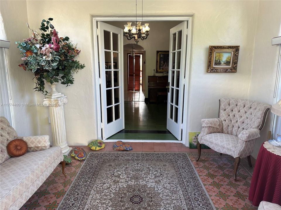 For Sale: $949,900 (0 beds, 0 baths, 2415 Square Feet)