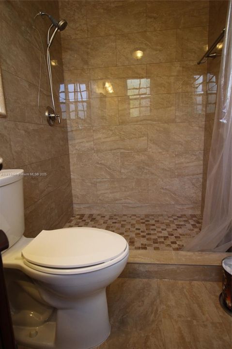 For Sale: $949,900 (0 beds, 0 baths, 2415 Square Feet)