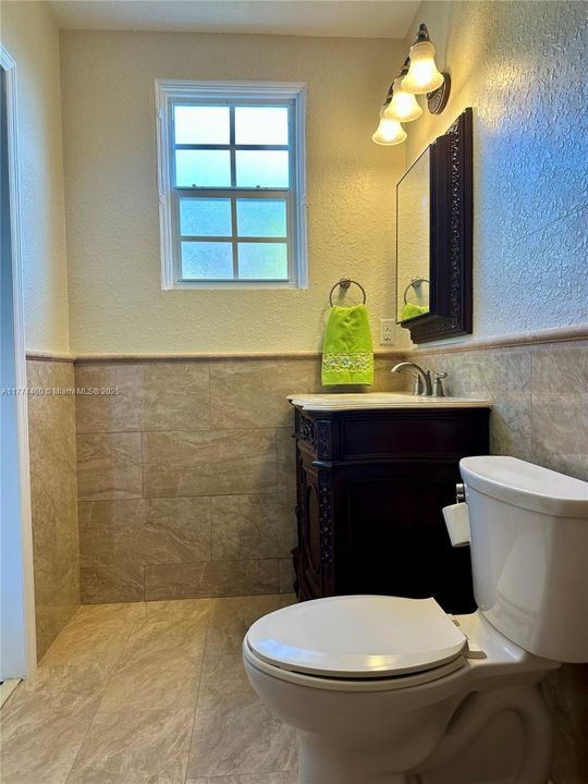 For Sale: $949,900 (0 beds, 0 baths, 2415 Square Feet)