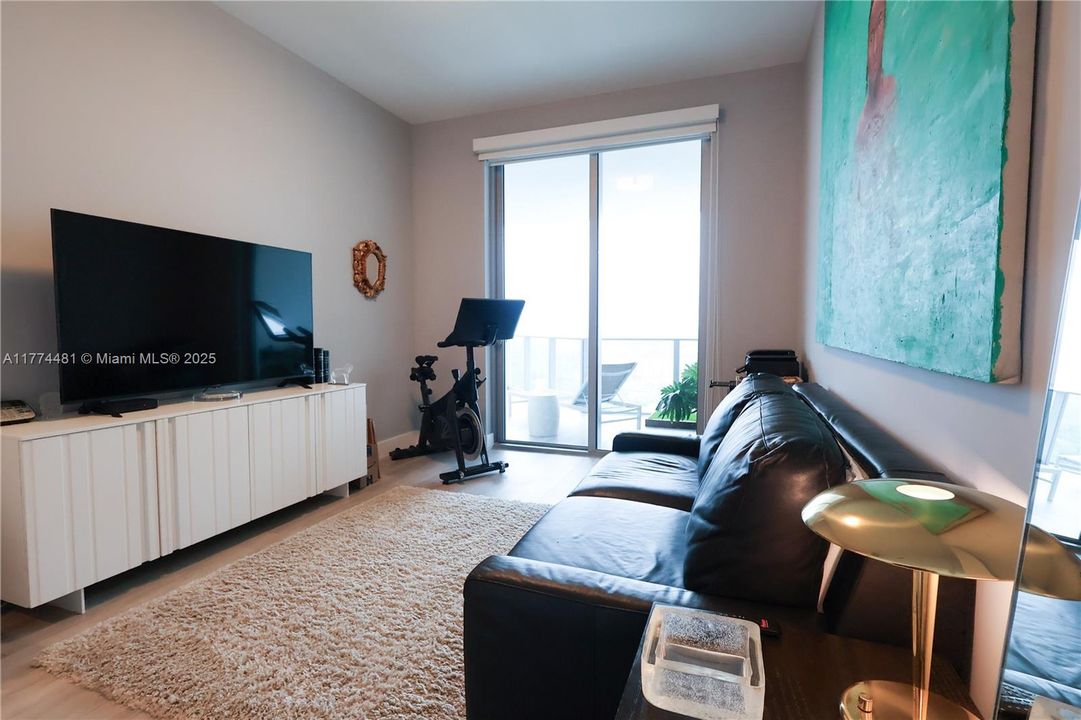 Recently Rented: $6,000 (2 beds, 3 baths, 1808 Square Feet)