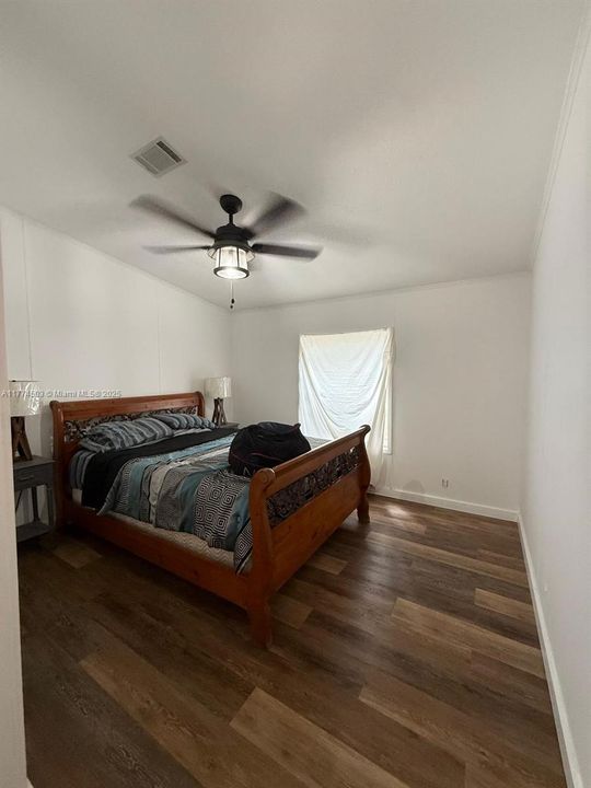 Recently Sold: $335,000 (4 beds, 2 baths, 1750 Square Feet)