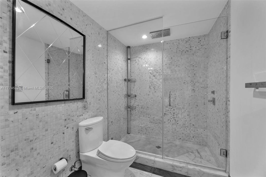 Recently Rented: $7,500 (2 beds, 2 baths, 1500 Square Feet)