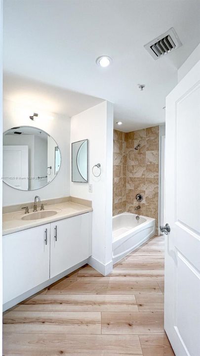 Recently Sold: $509,999 (2 beds, 2 baths, 1223 Square Feet)