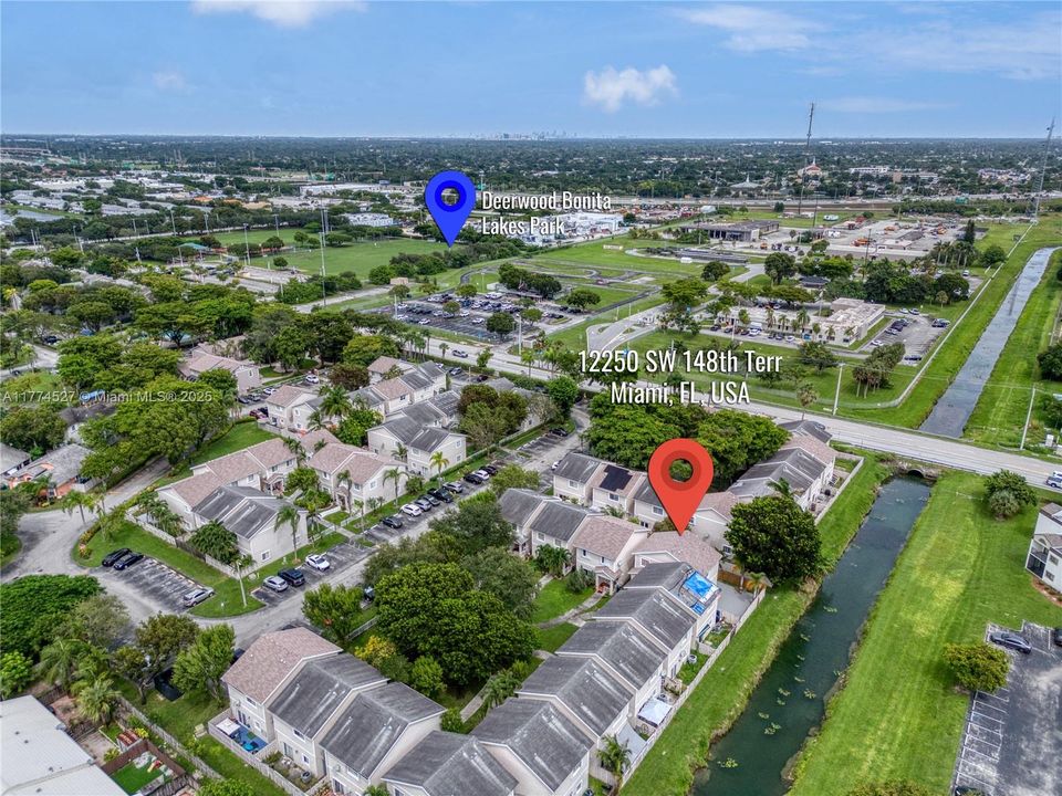 Recently Sold: $460,000 (3 beds, 2 baths, 1611 Square Feet)