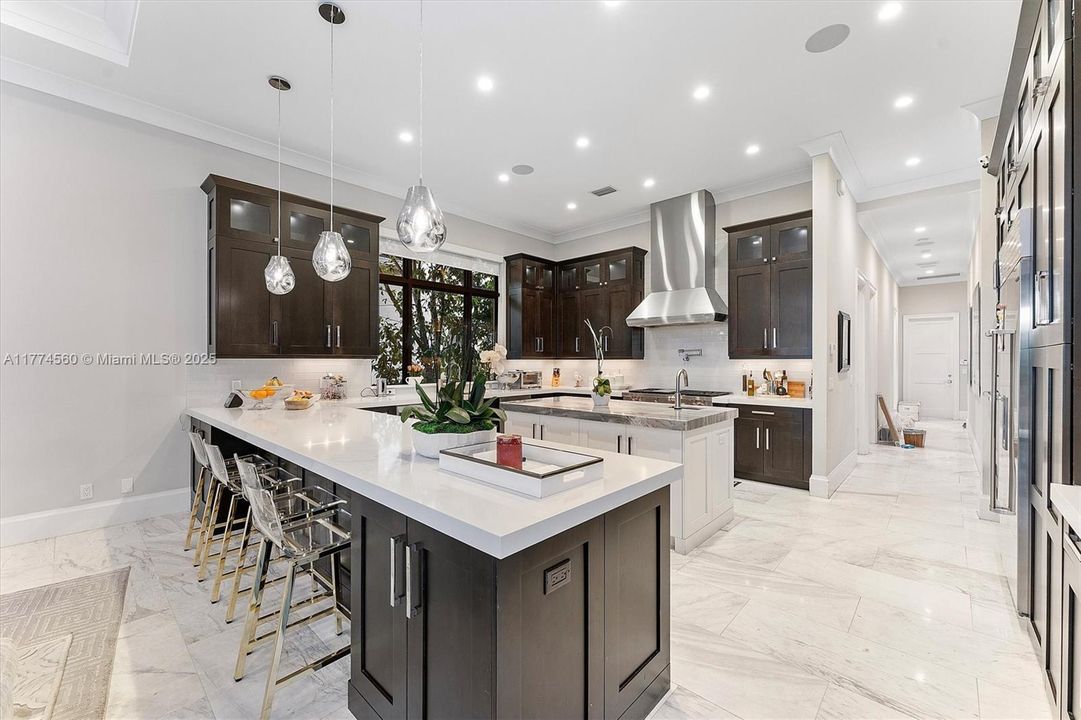 最近售出: $2,392,500 (5 贝兹, 5 浴室, 0 平方英尺)