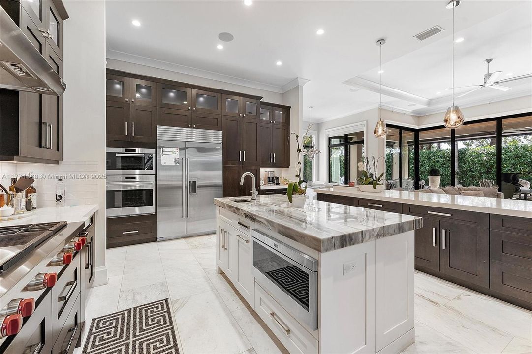 最近售出: $2,392,500 (5 贝兹, 5 浴室, 0 平方英尺)