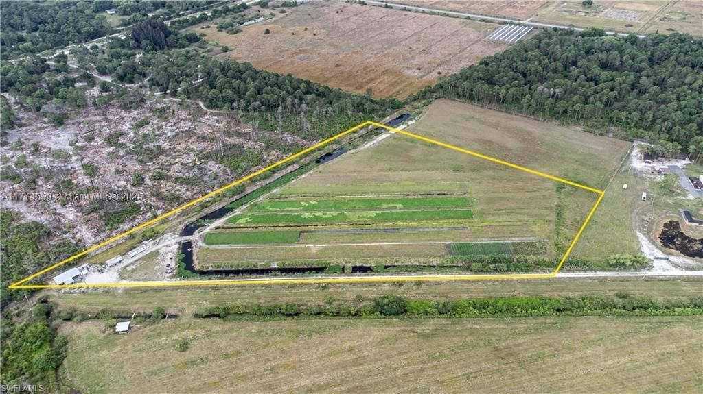 2521 CHRISTOPHER LNClewiston, FL 33440