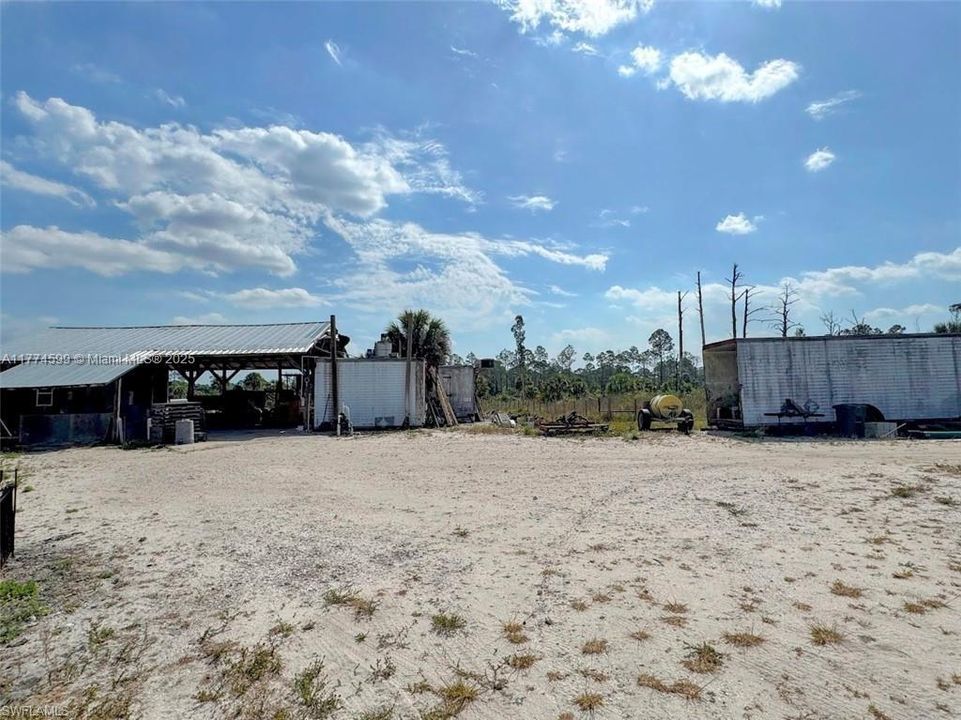 2521 CHRISTOPHER LNClewiston, FL 33440