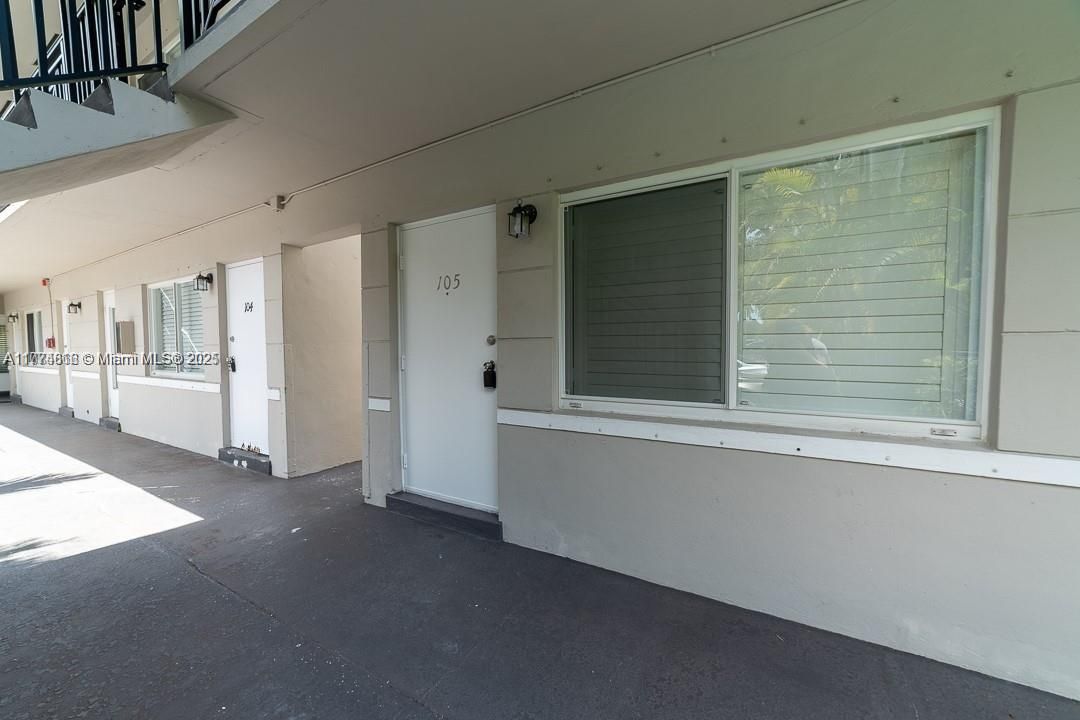 Vendido Recientemente: $360,000 (2 camas, 1 baños, 783 Pies cuadrados)