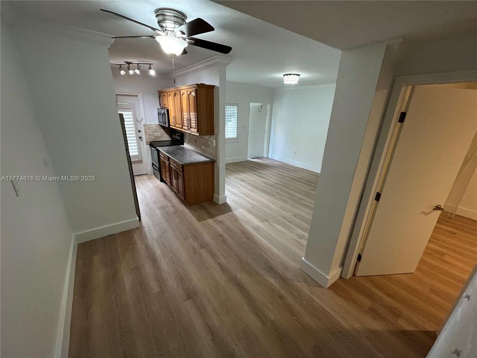 Vendido Recientemente: $360,000 (2 camas, 1 baños, 783 Pies cuadrados)