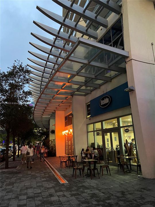 Recently Rented: $3,500 (1 beds, 1 baths, 769 Square Feet)