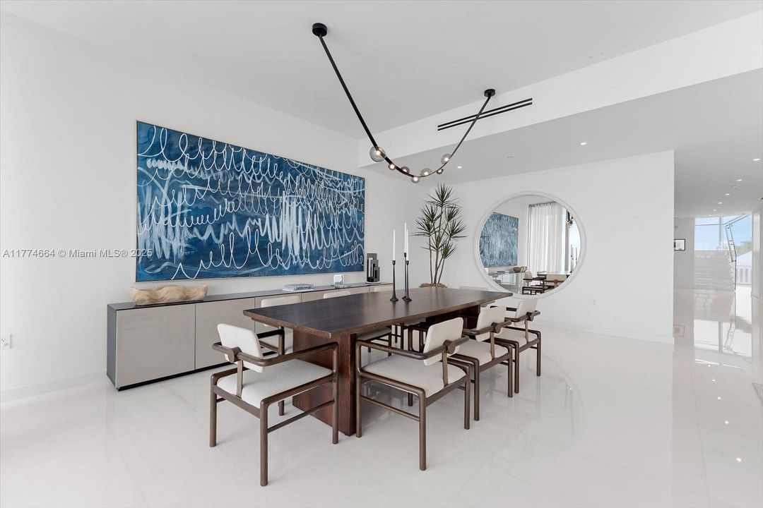 For Rent: $48,888 (4 beds, 5 baths, 4283 Square Feet)