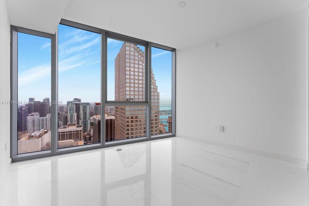 For Rent: $48,888 (4 beds, 5 baths, 4283 Square Feet)