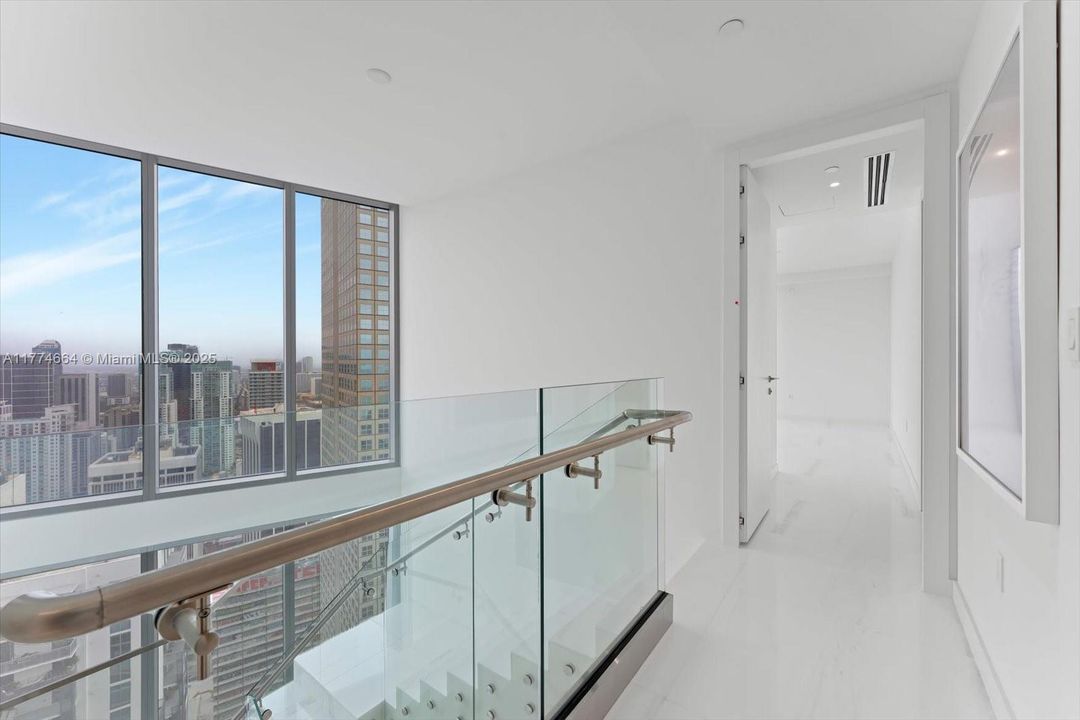 For Rent: $48,888 (4 beds, 5 baths, 4283 Square Feet)