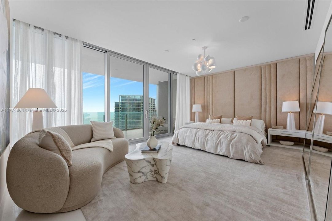 For Rent: $48,888 (4 beds, 5 baths, 4283 Square Feet)