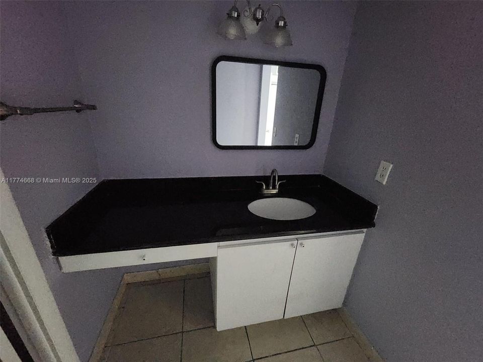 En Venta: $170,000 (2 camas, 1 baños, 1075 Pies cuadrados)