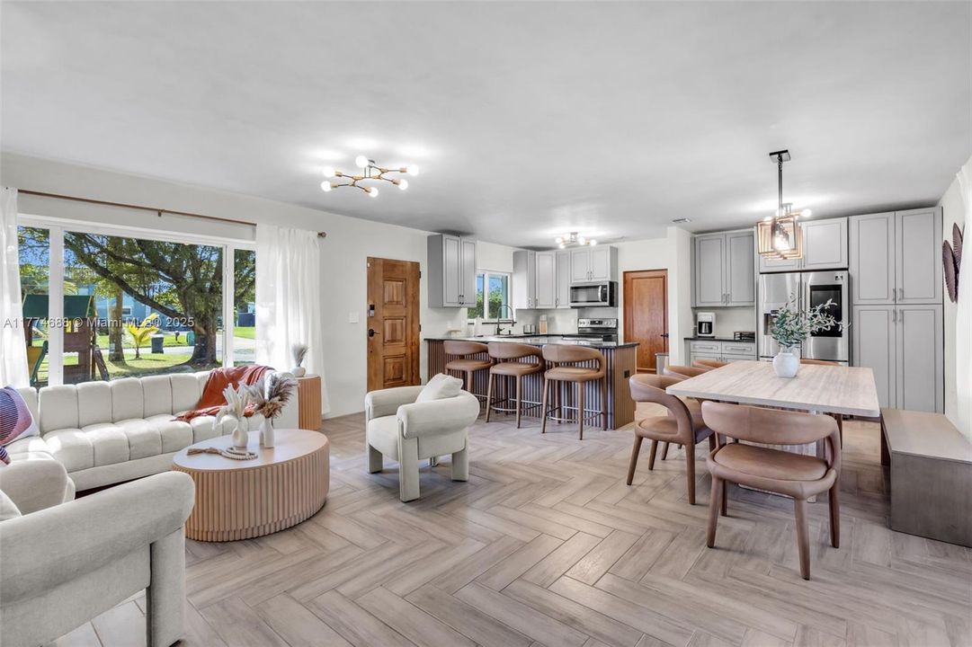 В аренду: $10,000 (4 спален, 3 ванн, 1394 Квадратных фут)