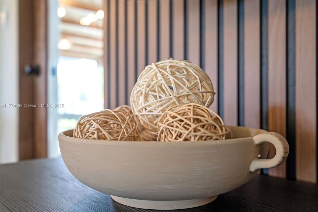 В аренду: $10,000 (4 спален, 3 ванн, 1394 Квадратных фут)