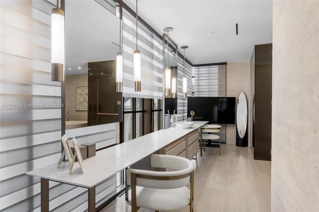 Recently Rented: $70,000 (4 beds, 4 baths, 5189 Square Feet)