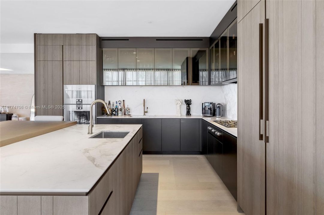 Recently Rented: $70,000 (4 beds, 4 baths, 5189 Square Feet)