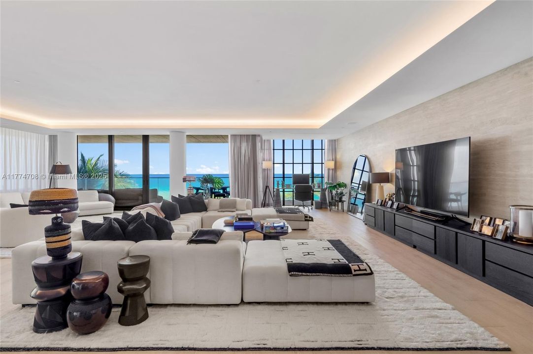 Recently Rented: $70,000 (4 beds, 4 baths, 5189 Square Feet)