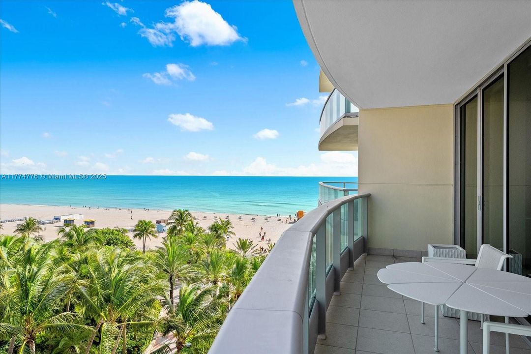 最近售出: $4,550,000 (3 贝兹, 3 浴室, 2250 平方英尺)