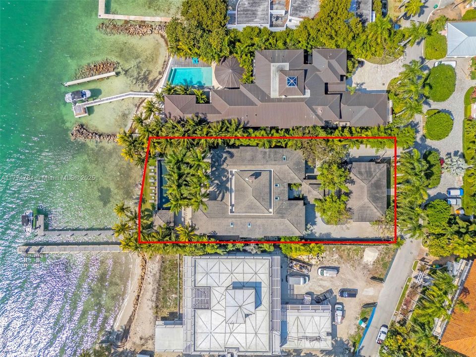 В аренду: $150,000 (8 спален, 8 ванн, 11028 Квадратных фут)