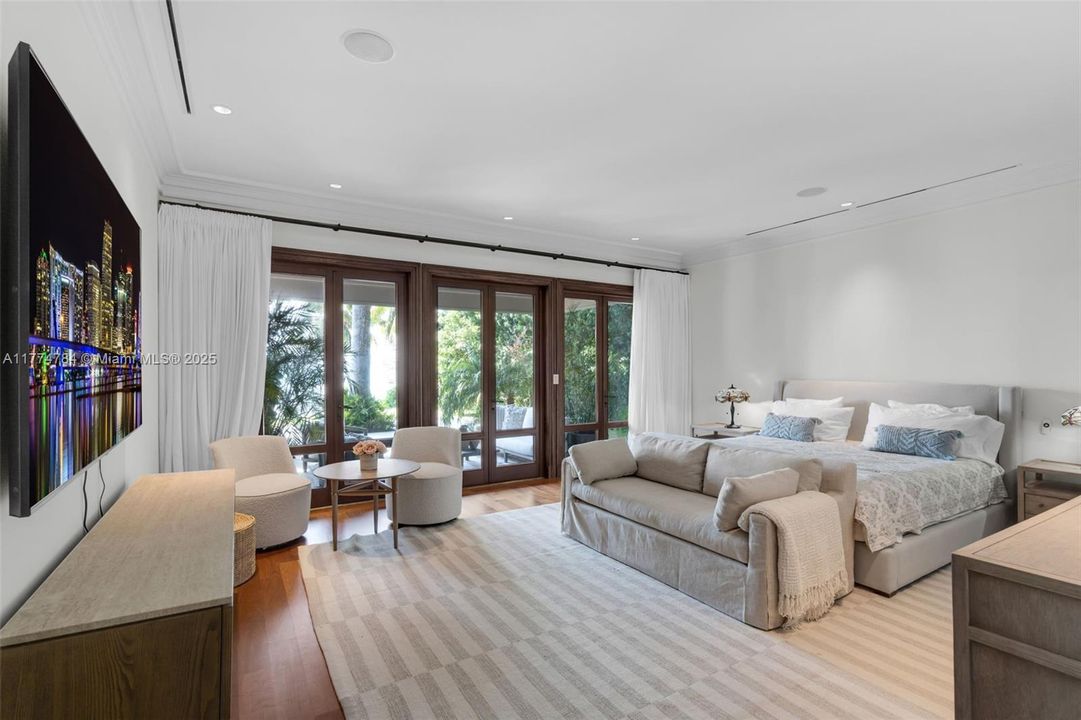 В аренду: $150,000 (8 спален, 8 ванн, 11028 Квадратных фут)