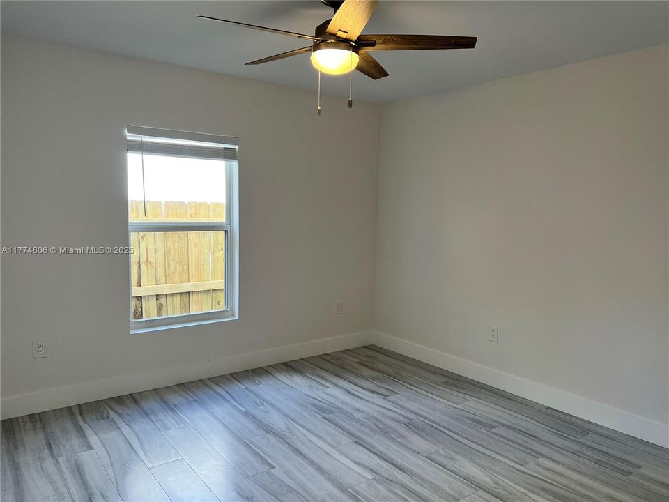 Recently Rented: $2,600 (2 beds, 2 baths, 1200 Square Feet)