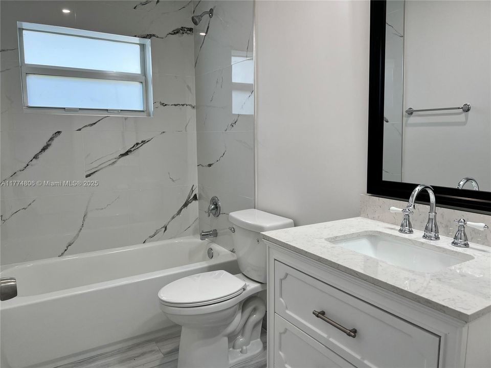 Recently Rented: $2,600 (2 beds, 2 baths, 1200 Square Feet)