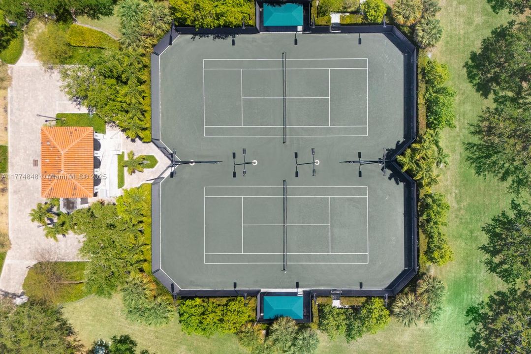 待售: $17,500,000 (0.80 acres)