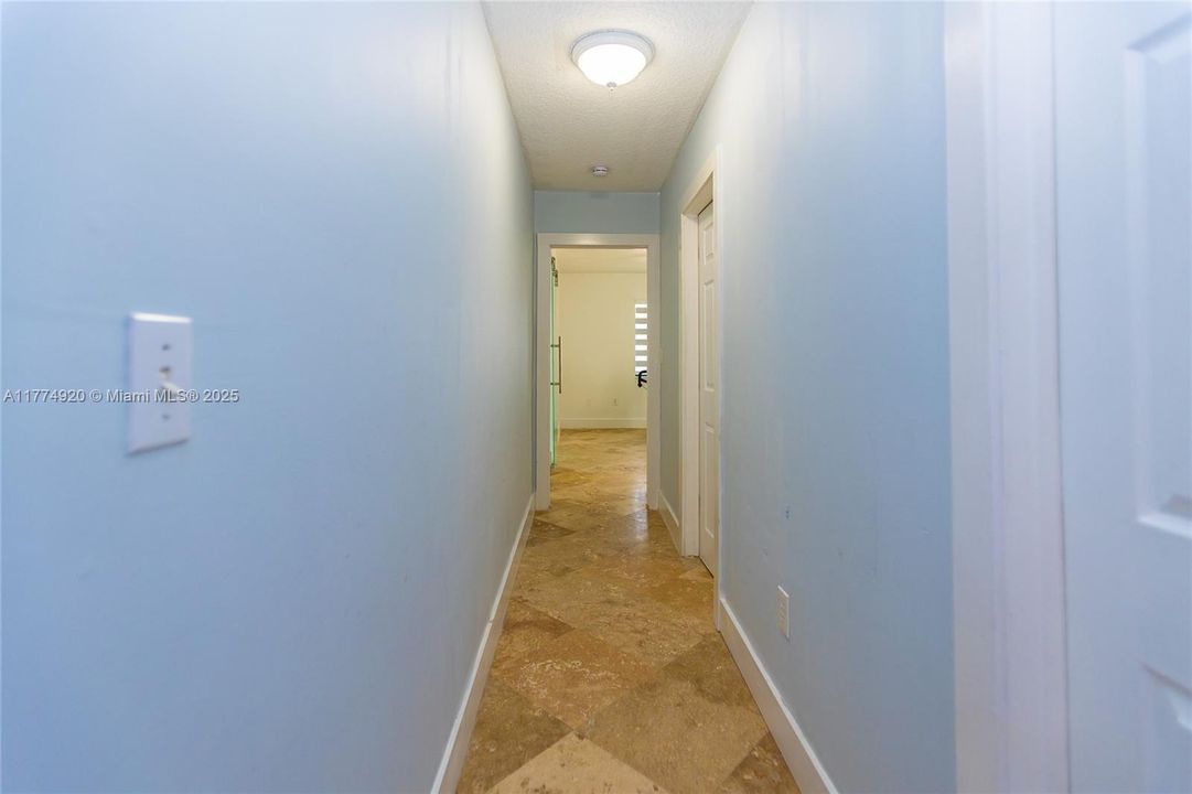 Недавно продано: $979,999 (5 спален, 3 ванн, 2489 Квадратных фут)