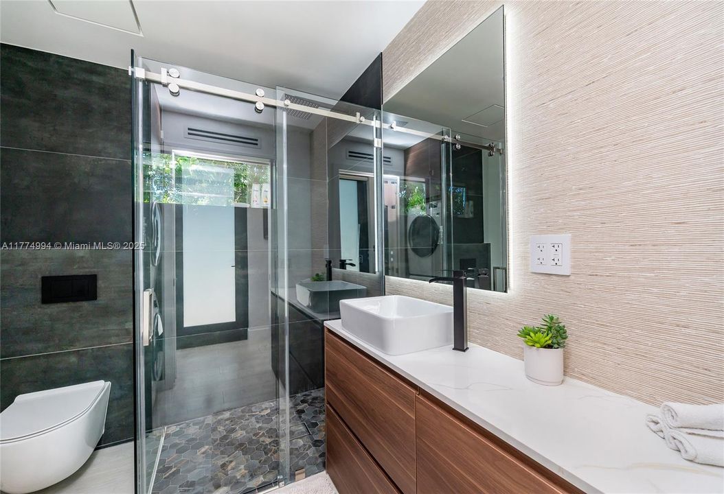 Guest House Bathroom