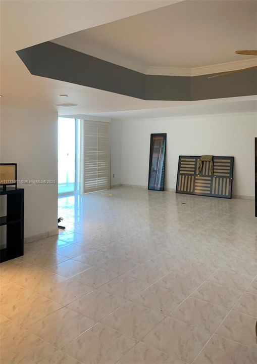Room for a extra large table