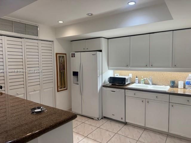 Laundry closet