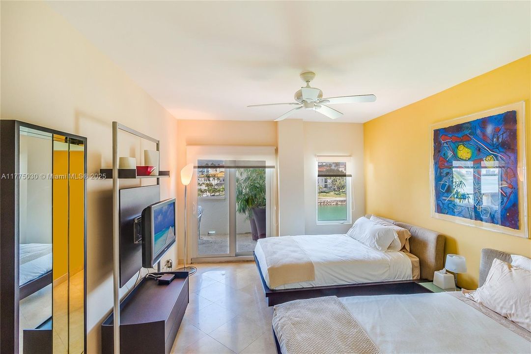 En Venta: $5,695,000 (3 camas, 3 baños, 3192 Pies cuadrados)