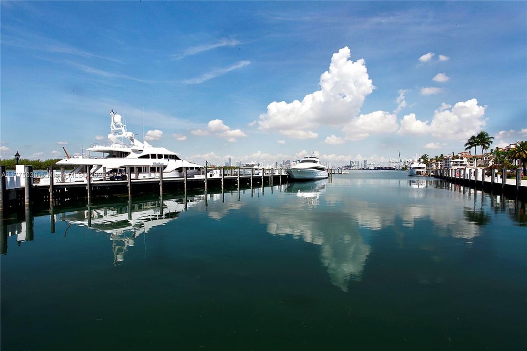 En Venta: $5,695,000 (3 camas, 3 baños, 3192 Pies cuadrados)