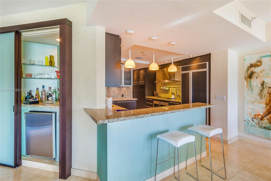 En Venta: $5,695,000 (3 camas, 3 baños, 3192 Pies cuadrados)