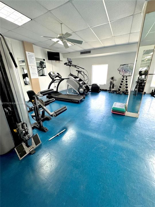 Vendido Recientemente: $439,000 (2 camas, 2 baños, 1463 Pies cuadrados)