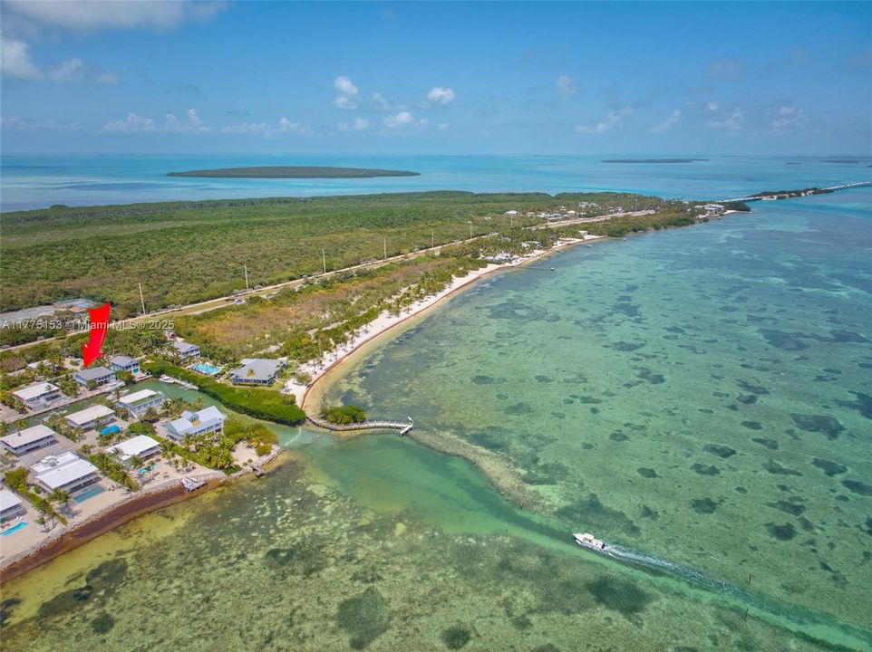 Recently Sold: $1,650,000 (3 beds, 2 baths, 1548 Square Feet)