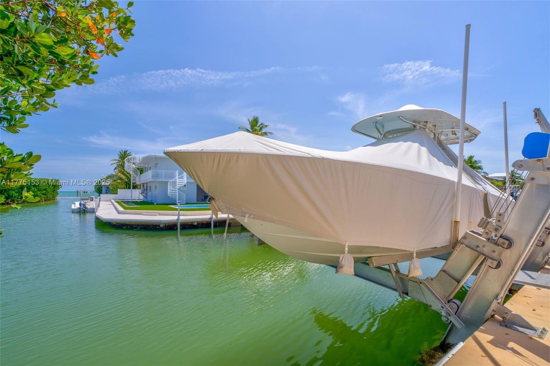 Recently Sold: $1,650,000 (3 beds, 2 baths, 1548 Square Feet)