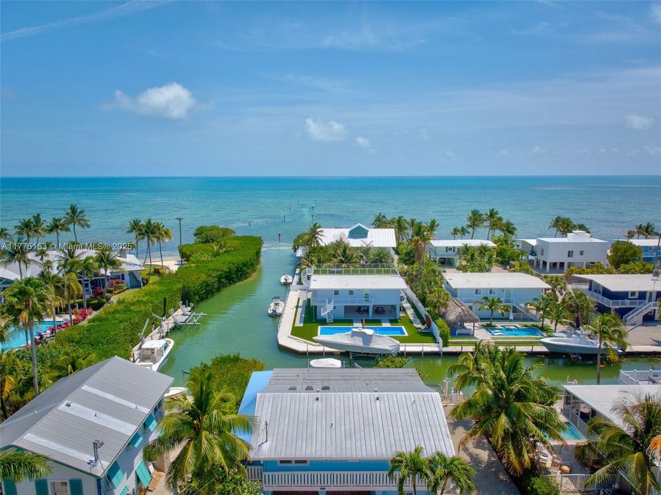 Recently Sold: $1,650,000 (3 beds, 2 baths, 1548 Square Feet)