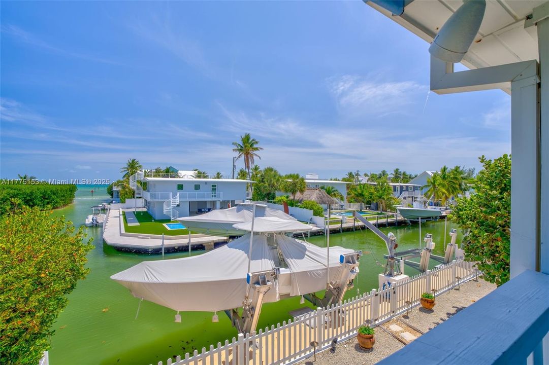 Recently Sold: $1,650,000 (3 beds, 2 baths, 1548 Square Feet)