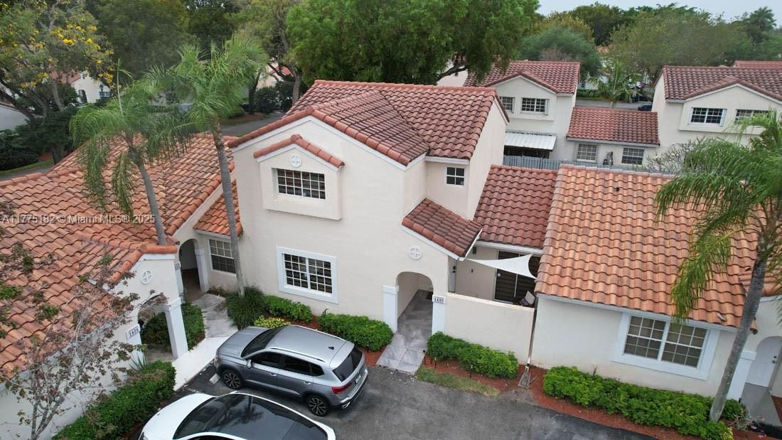 For Sale: $549,999 (3 beds, 2 baths, 1410 Square Feet)