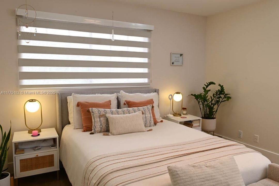 For Sale: $549,999 (3 beds, 2 baths, 1410 Square Feet)