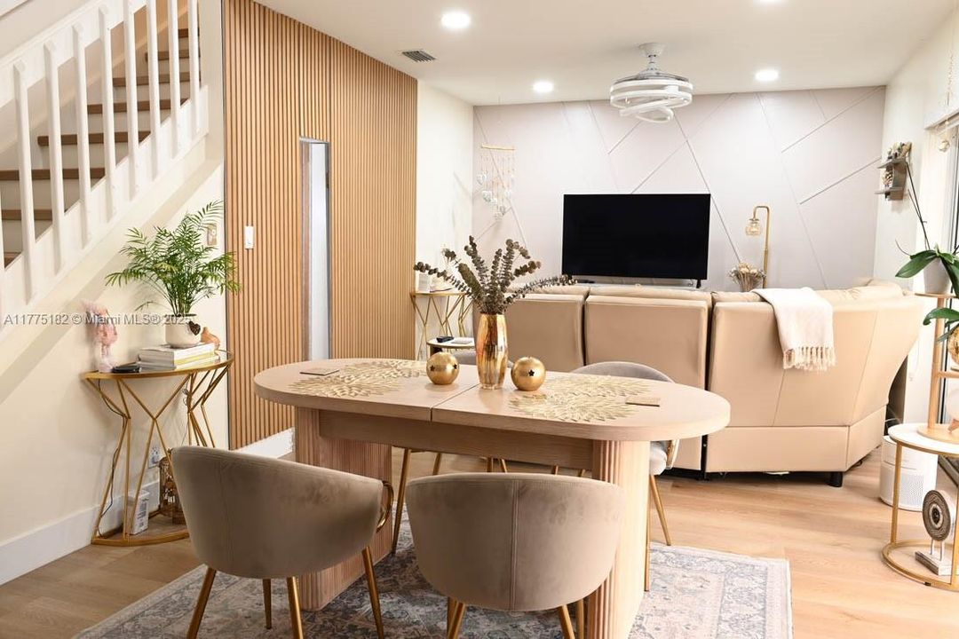 For Sale: $549,999 (3 beds, 2 baths, 1410 Square Feet)