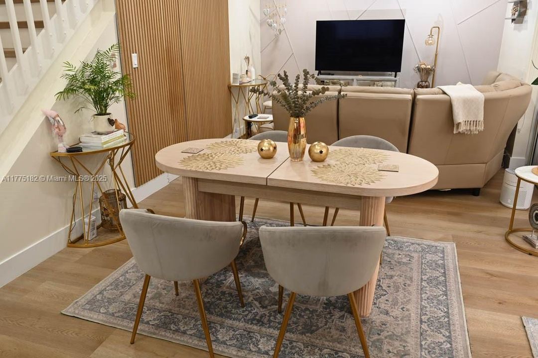 For Sale: $549,999 (3 beds, 2 baths, 1410 Square Feet)