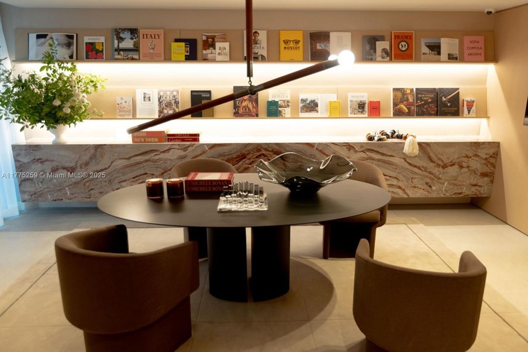 На продажу: $2,180,000 (3 спален, 3 ванн, 0 Квадратных фут)